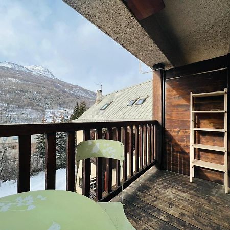 Studio Montagne - Plein Soleil Et Terrasse Briançon Exterior foto